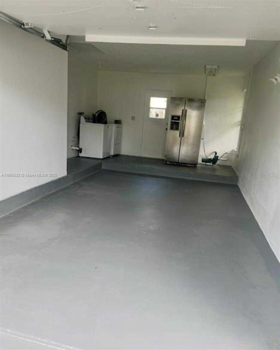 Small Image of 7551 SOUTH WEST 42ND PL, Davie Number 25