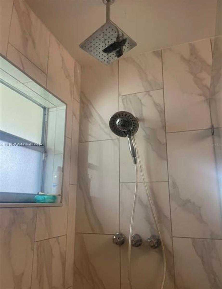 Small Image of 7551 SOUTH WEST 42ND PL, Davie Number 35