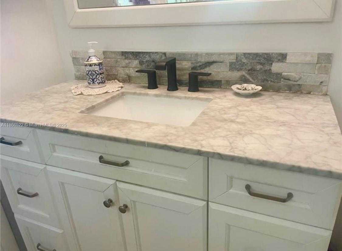 Small Image of 7551 SOUTH WEST 42ND PL, Davie Number 38