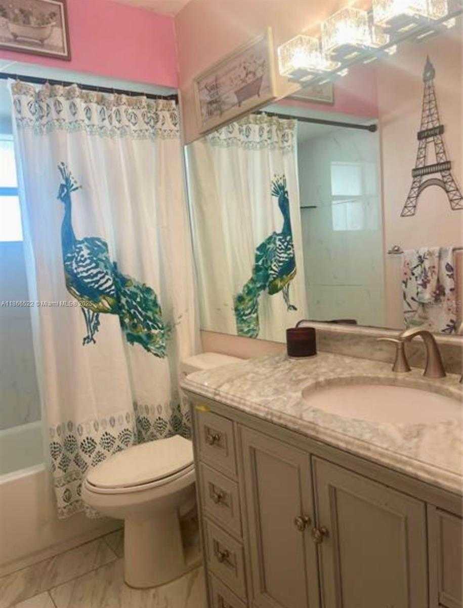 Small Image of 7551 SOUTH WEST 42ND PL, Davie Number 43