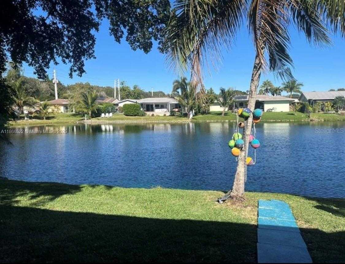Small Image of 7551 SOUTH WEST 42ND PL, Davie Number 5