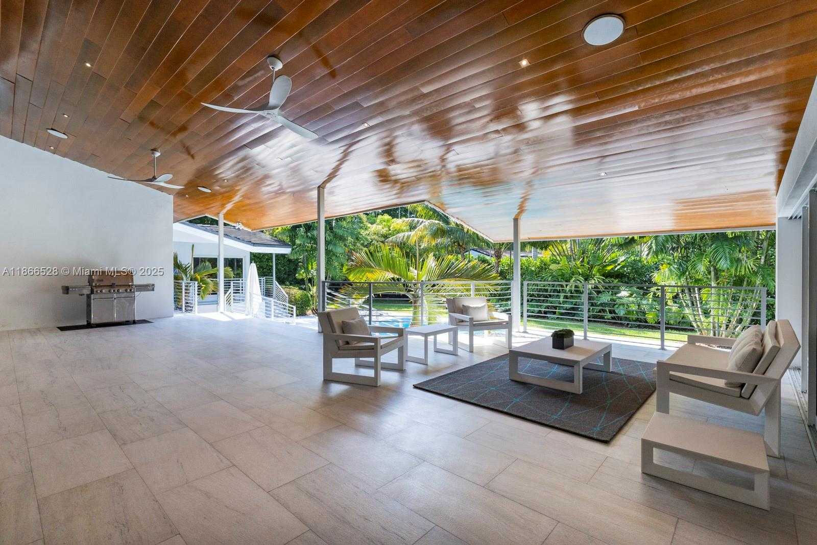 Small Image of 5780 LAS PALMAS DR, Coral Gables Number 18