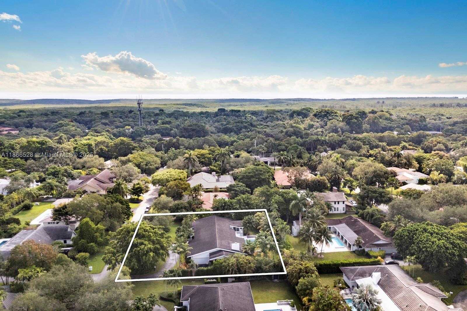 Small Image of 5780 LAS PALMAS DR, Coral Gables Number 55