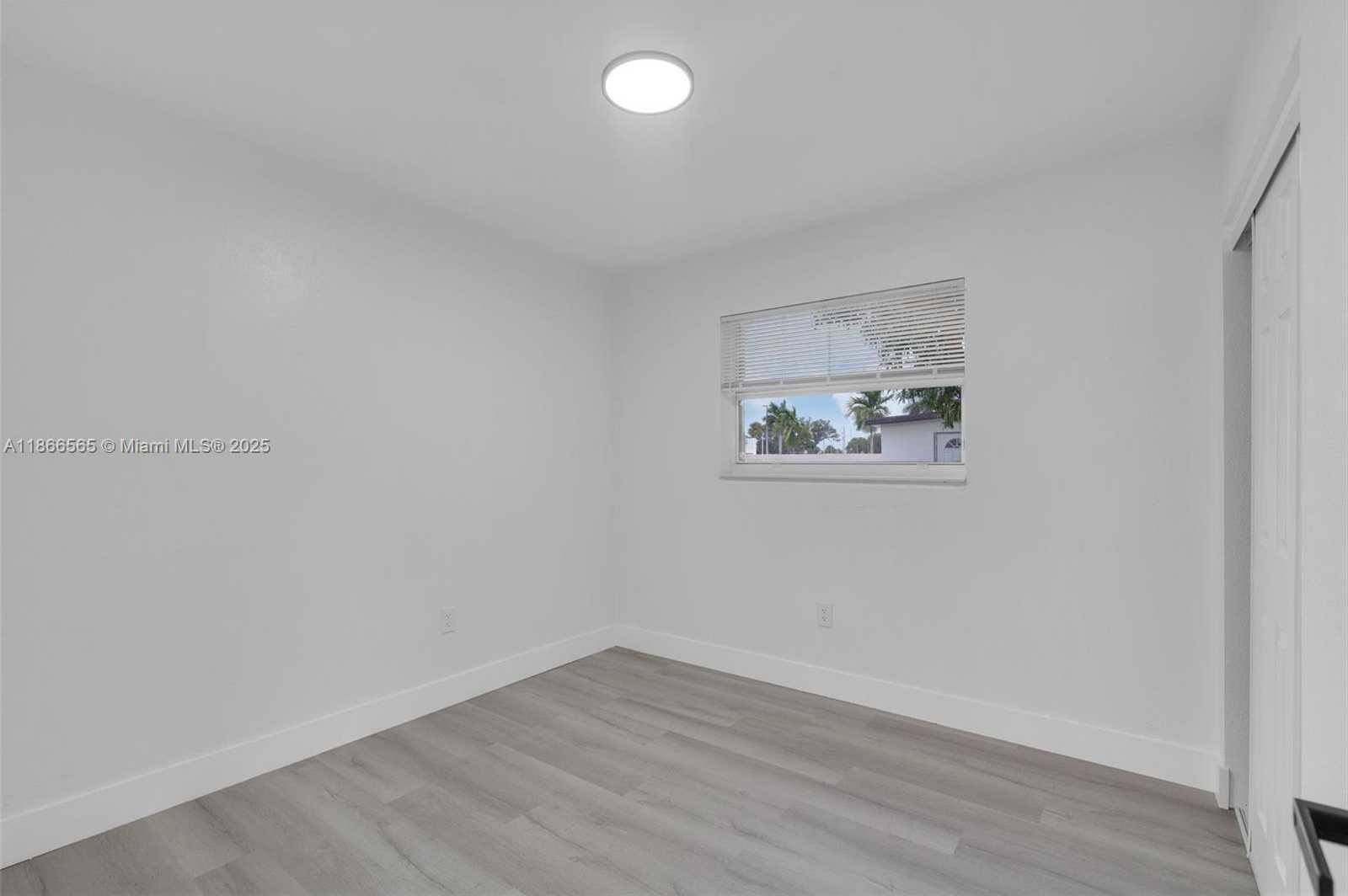 Small Image of 20901 NORTH WEST 27TH CT, Miami Gardens Number 13