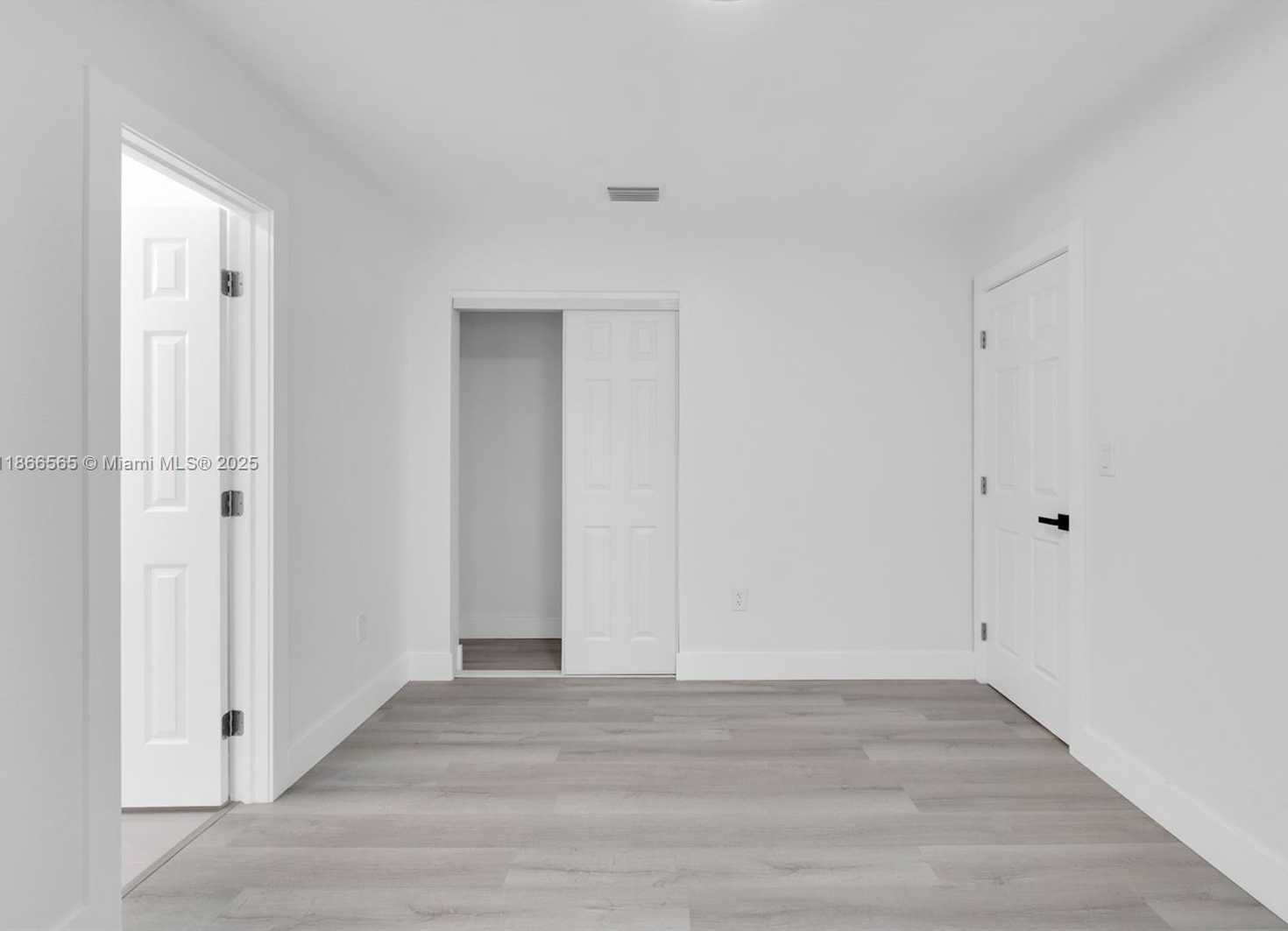 Small Image of 20901 NORTH WEST 27TH CT, Miami Gardens Number 23