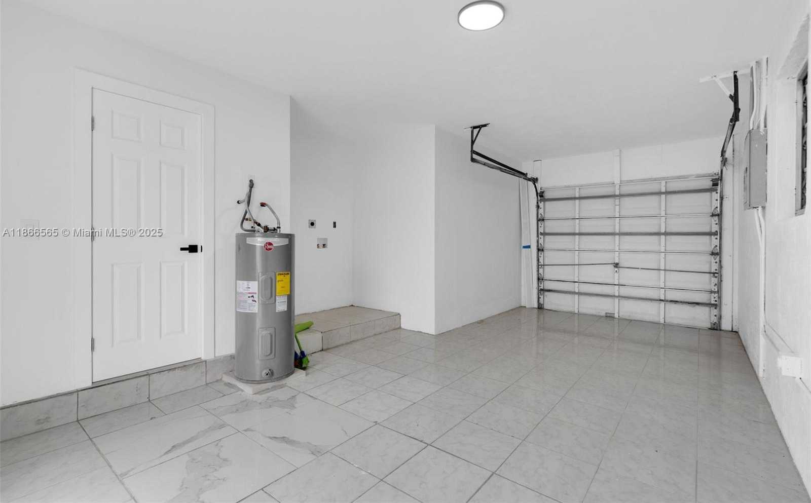 Small Image of 20901 NORTH WEST 27TH CT, Miami Gardens Number 25