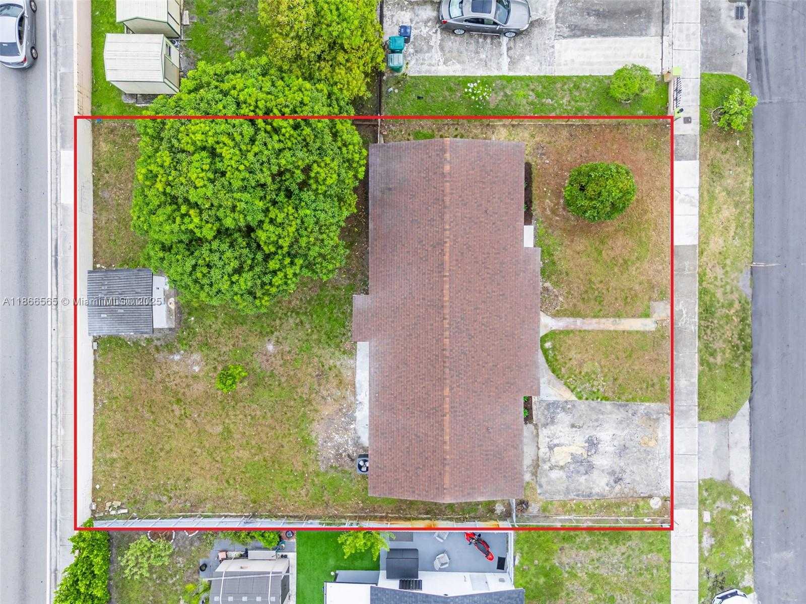 Small Image of 20901 NORTH WEST 27TH CT, Miami Gardens Number 30