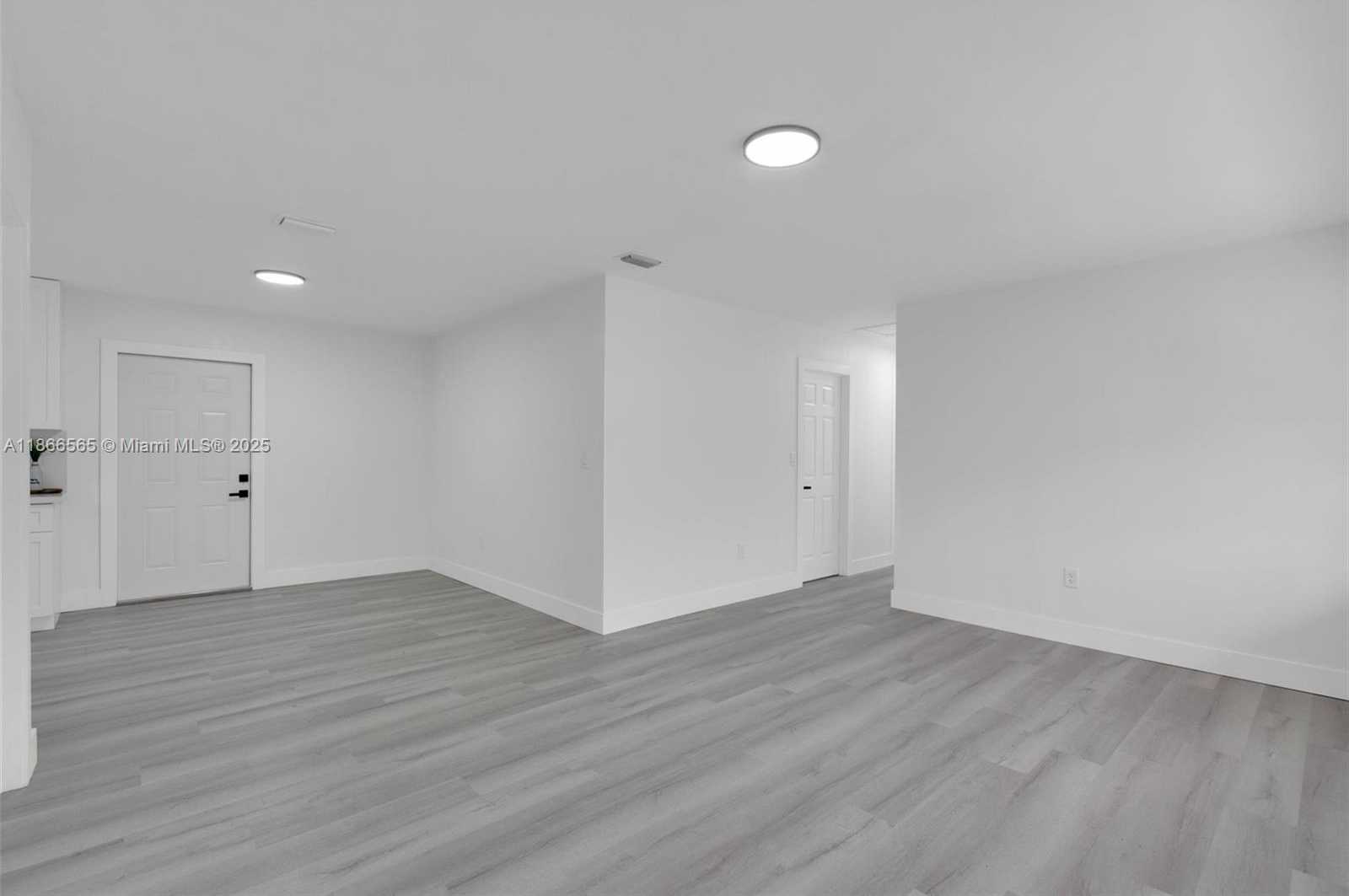 Small Image of 20901 NORTH WEST 27TH CT, Miami Gardens Number 6