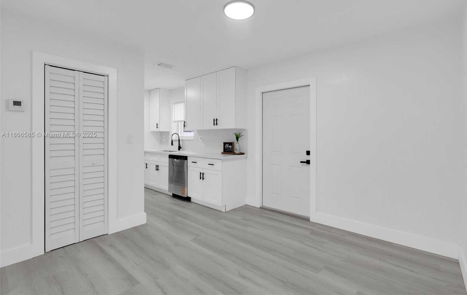 Small Image of 20901 NORTH WEST 27TH CT, Miami Gardens Number 8
