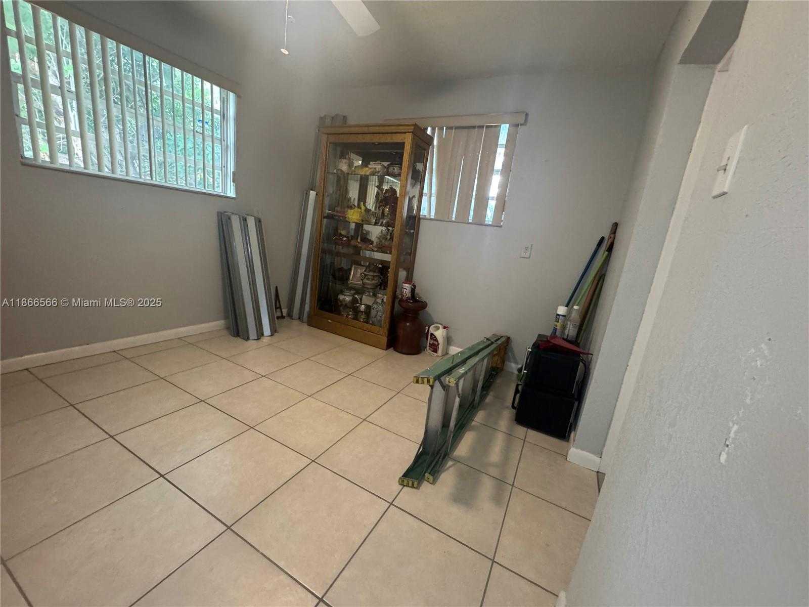 Small Image of 105 EAST 55TH ST, Hialeah Number 29