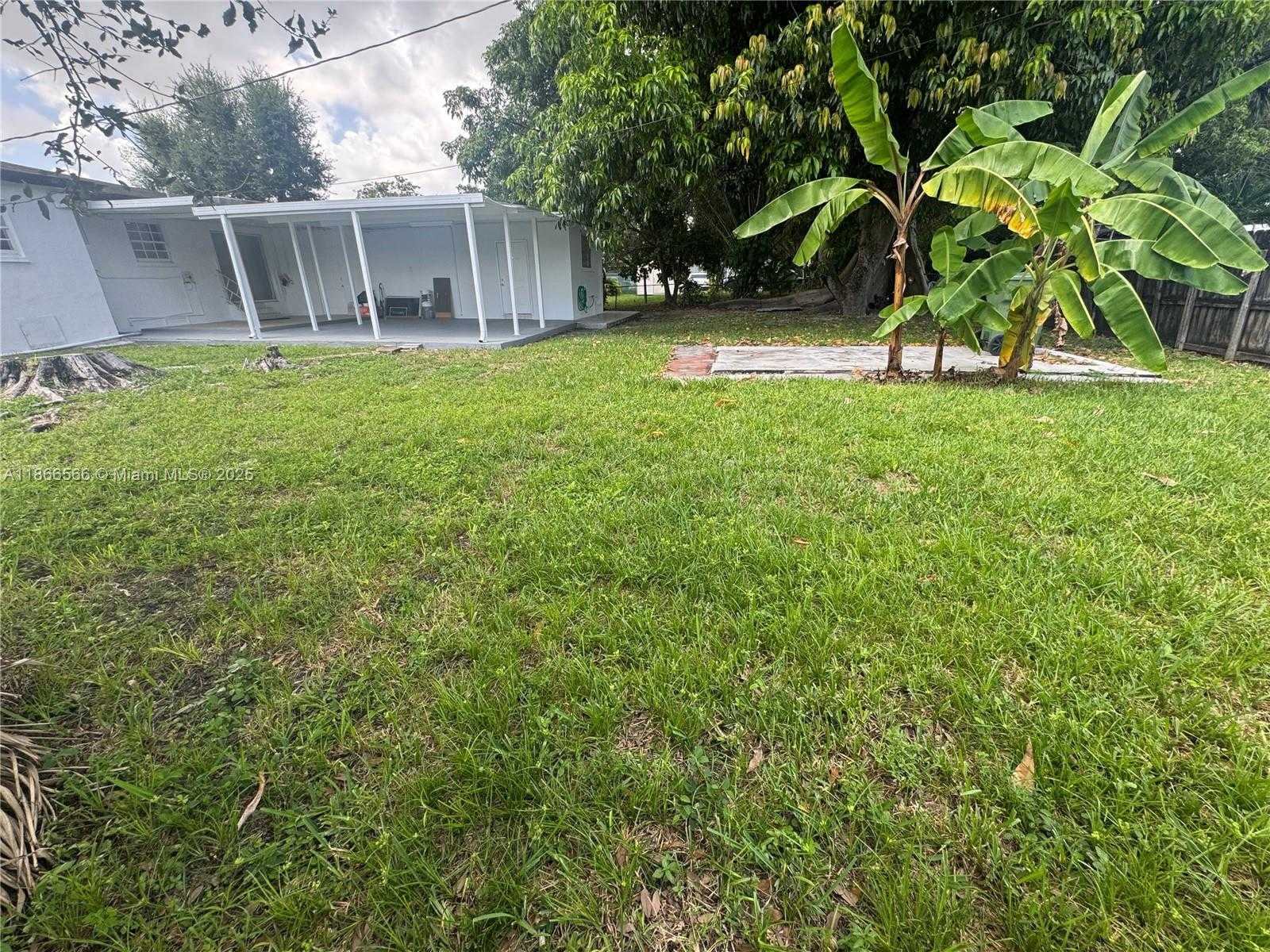 Small Image of 105 EAST 55TH ST, Hialeah Number 9