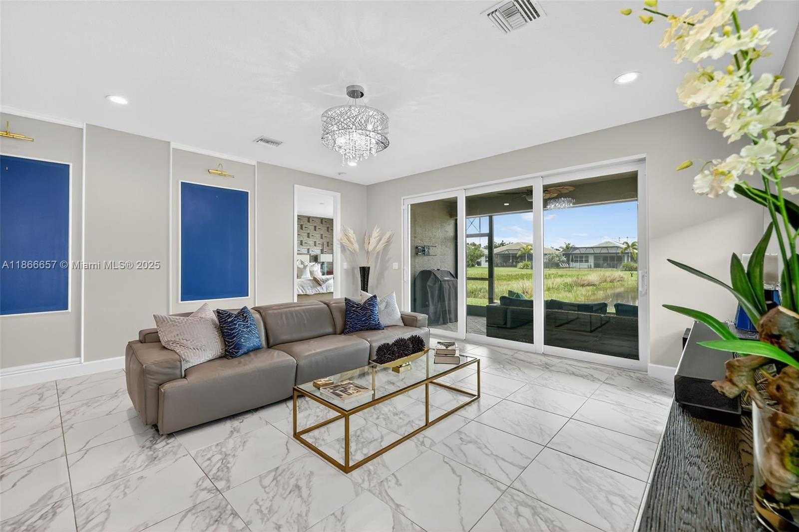 Small Image of 13455 SOUTH WEST RIVER ROCK RD, Port St. Lucie Number 10