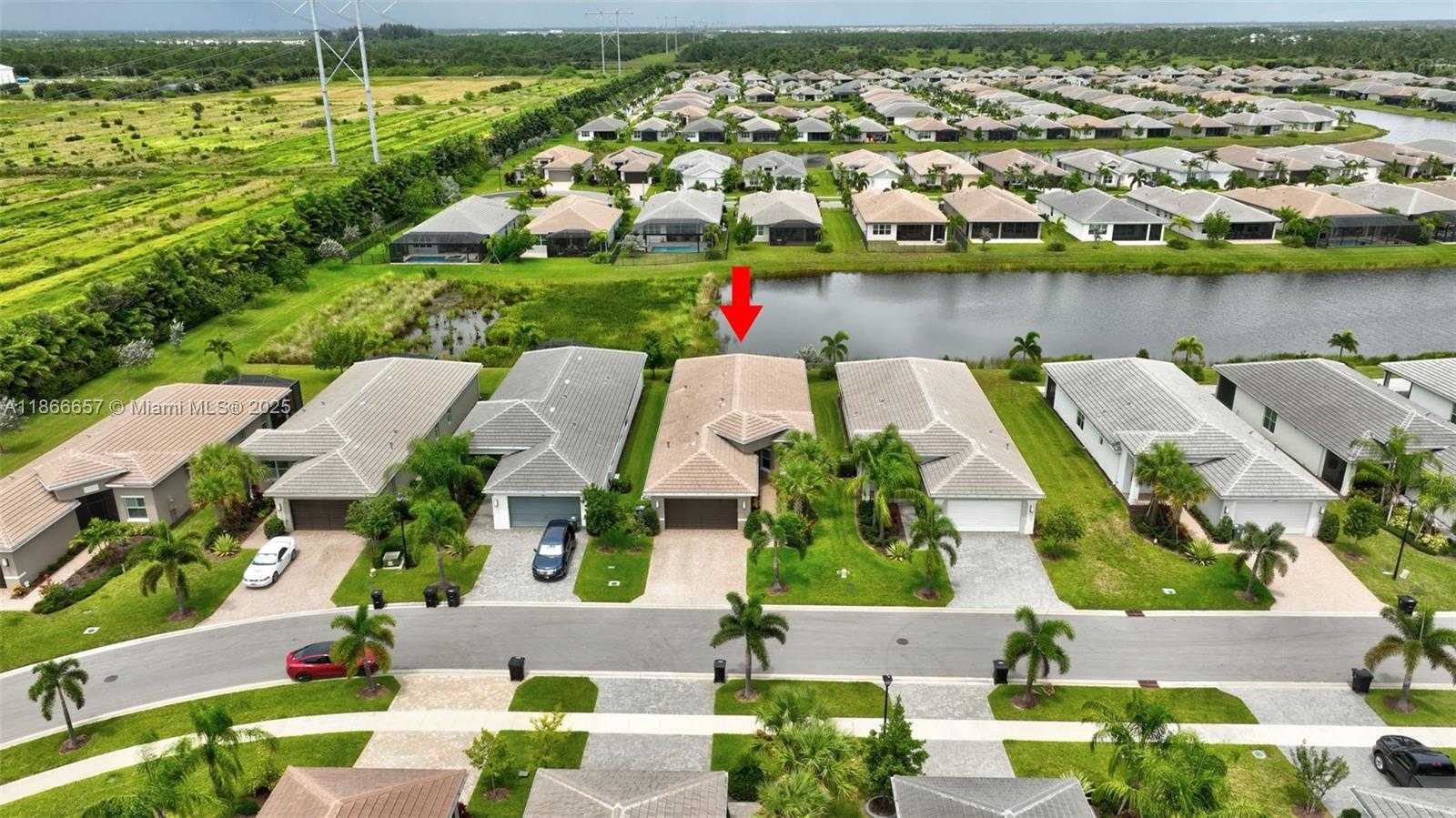 Small Image of 13455 SOUTH WEST RIVER ROCK RD, Port St. Lucie Number 32