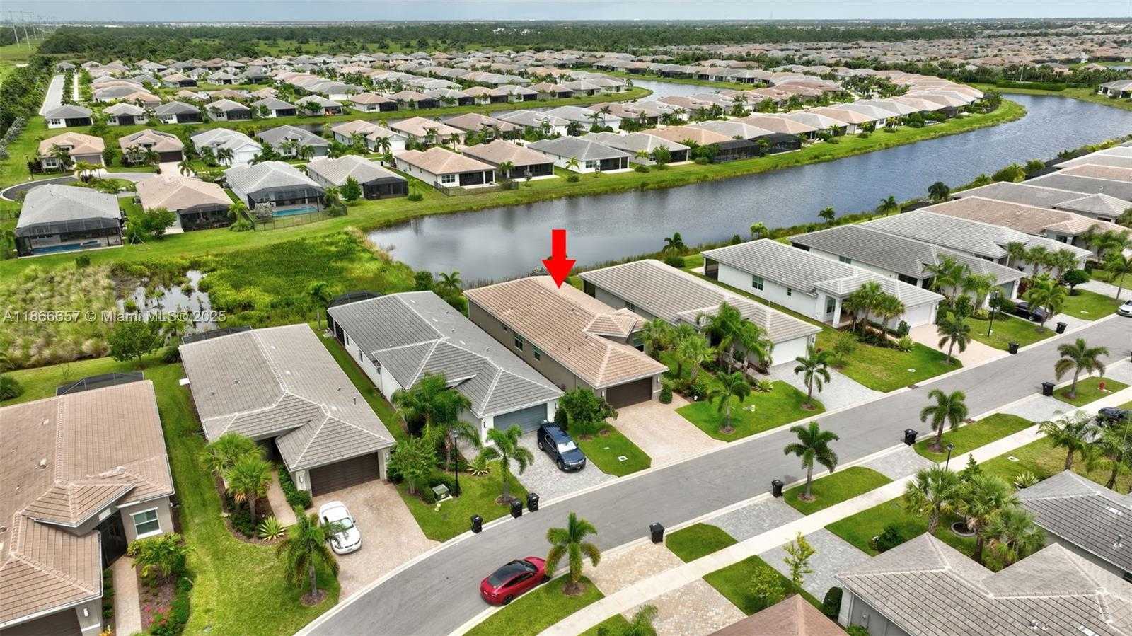 Small Image of 13455 SOUTH WEST RIVER ROCK RD, Port St. Lucie Number 33