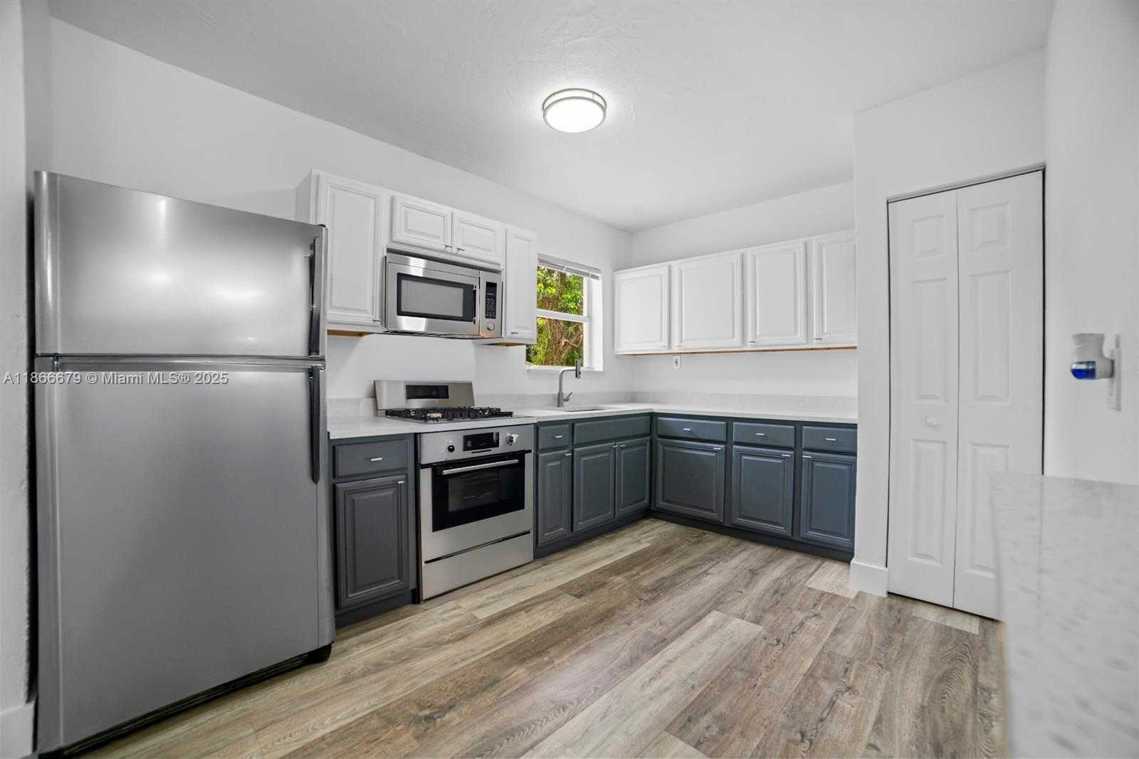 Small Image of 1631 NORTH WEST 12TH CT, Fort Lauderdale Number 3