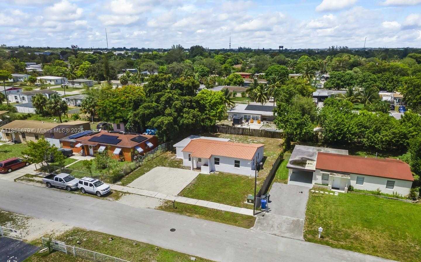 Small Image of 1631 NORTH WEST 12TH CT, Fort Lauderdale Number 31