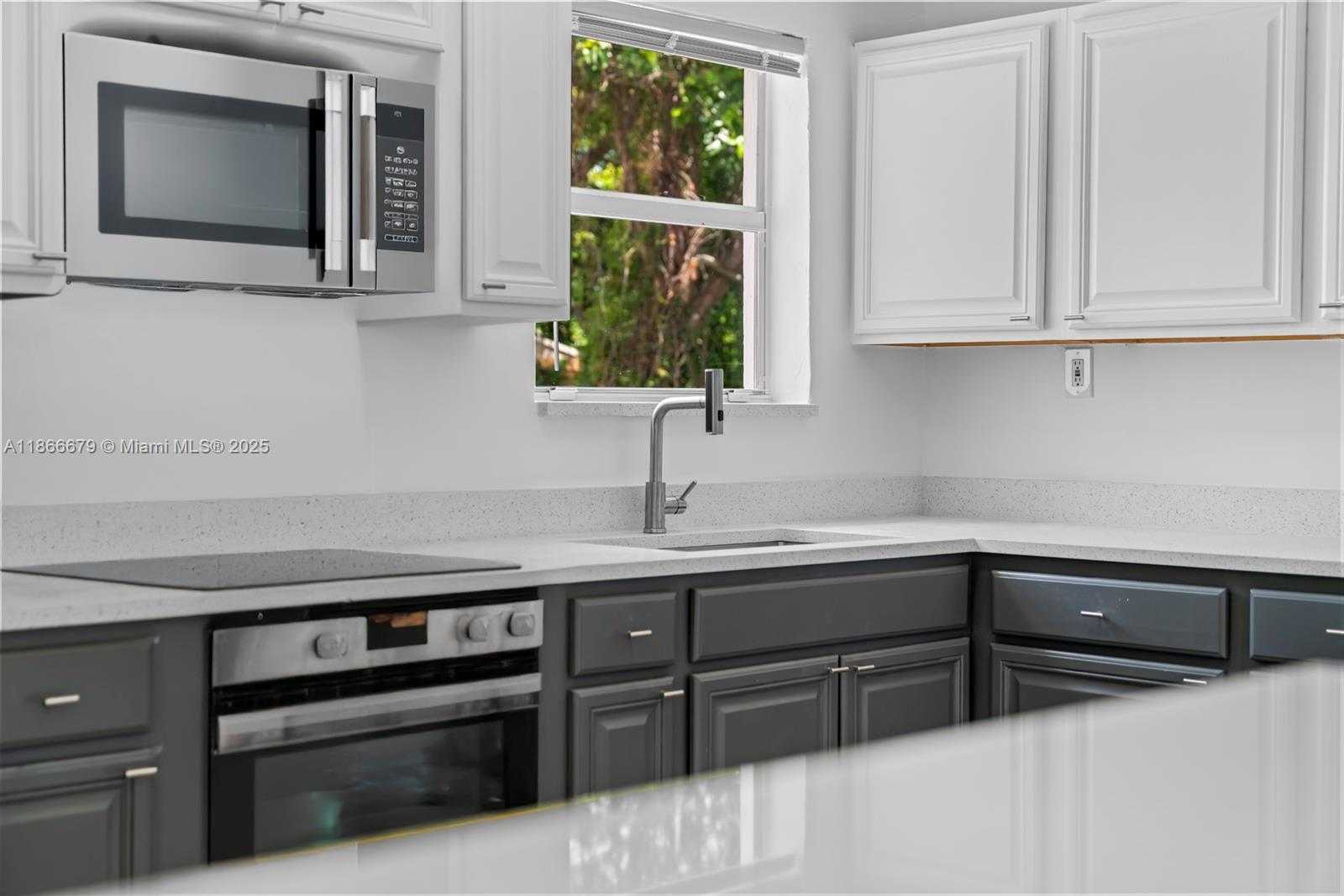 Small Image of 1631 NORTH WEST 12TH CT, Fort Lauderdale Number 4