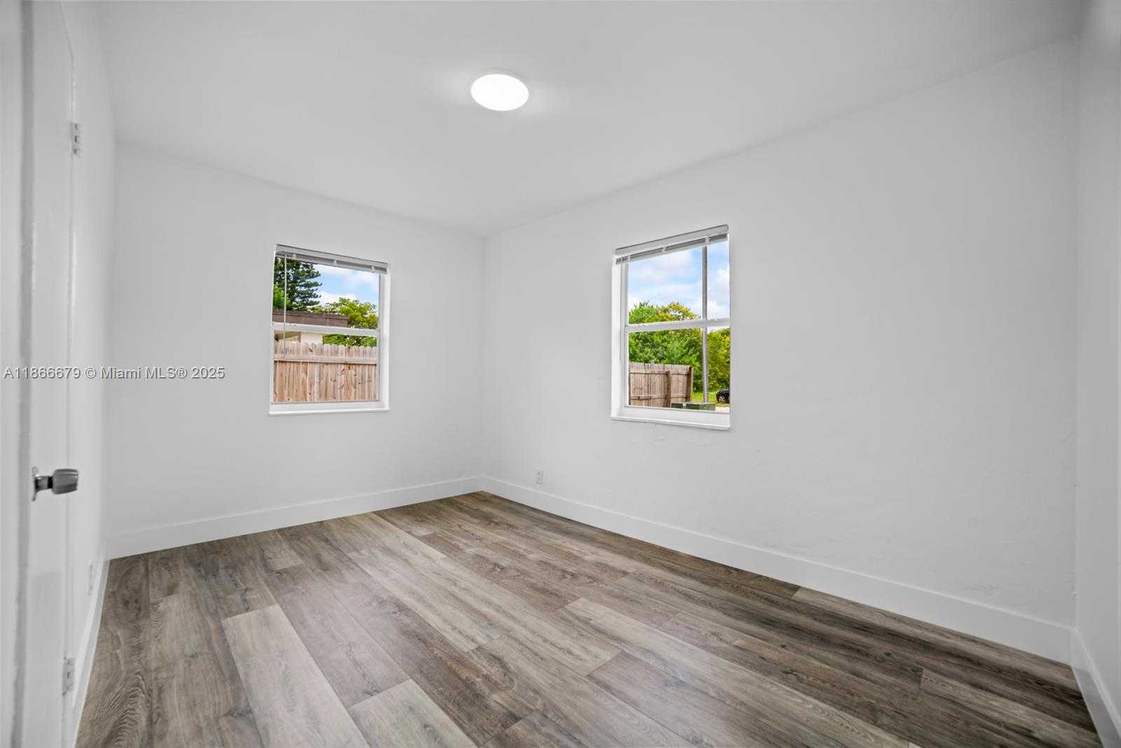 Small Image of 1631 NORTH WEST 12TH CT, Fort Lauderdale Number 6