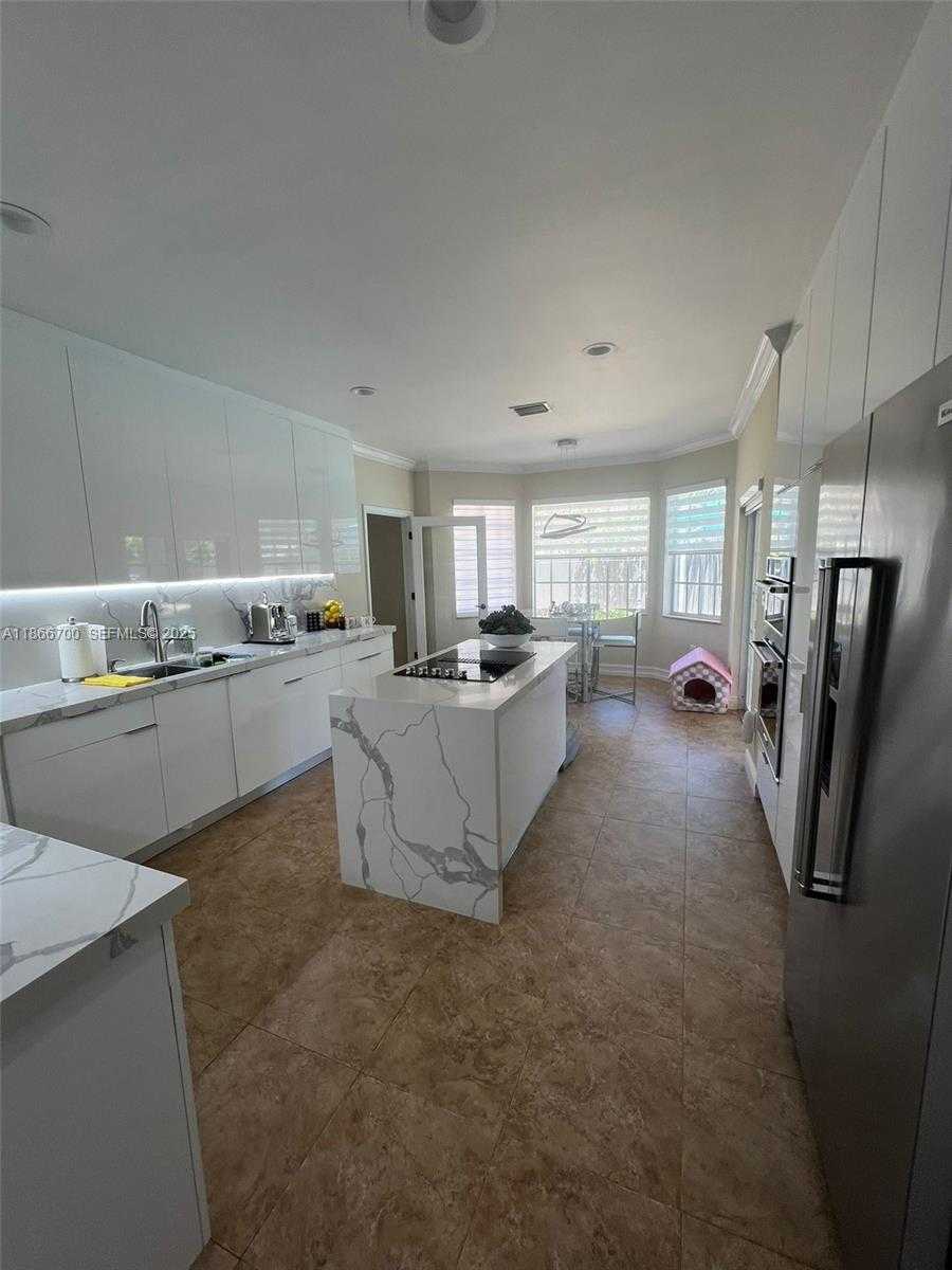 Small Image of 12365 NORTH WEST 6TH ST, Miami Number 14