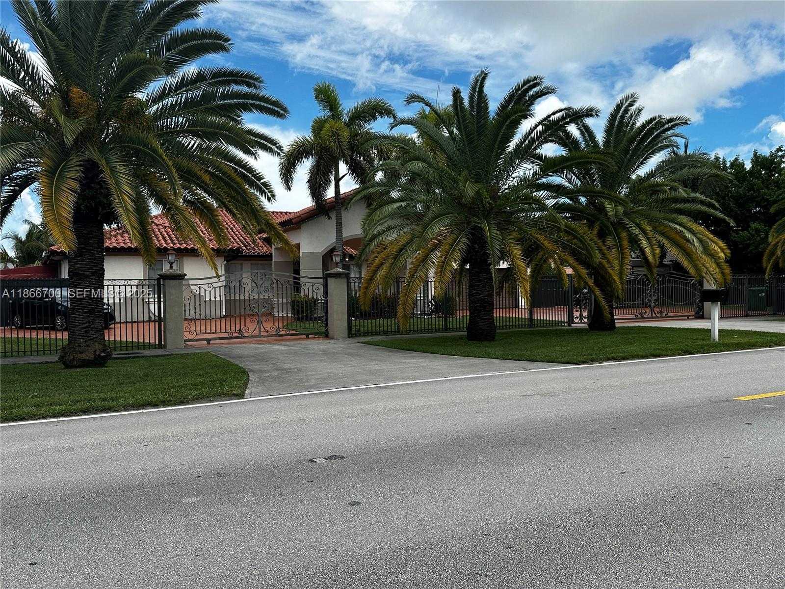 Small Image of 12365 NORTH WEST 6TH ST, Miami Number 2