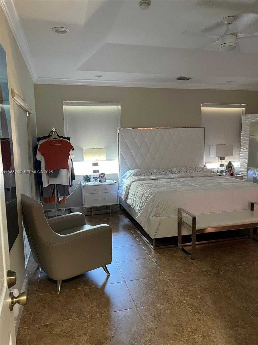 Small Image of 12365 NORTH WEST 6TH ST, Miami Number 23