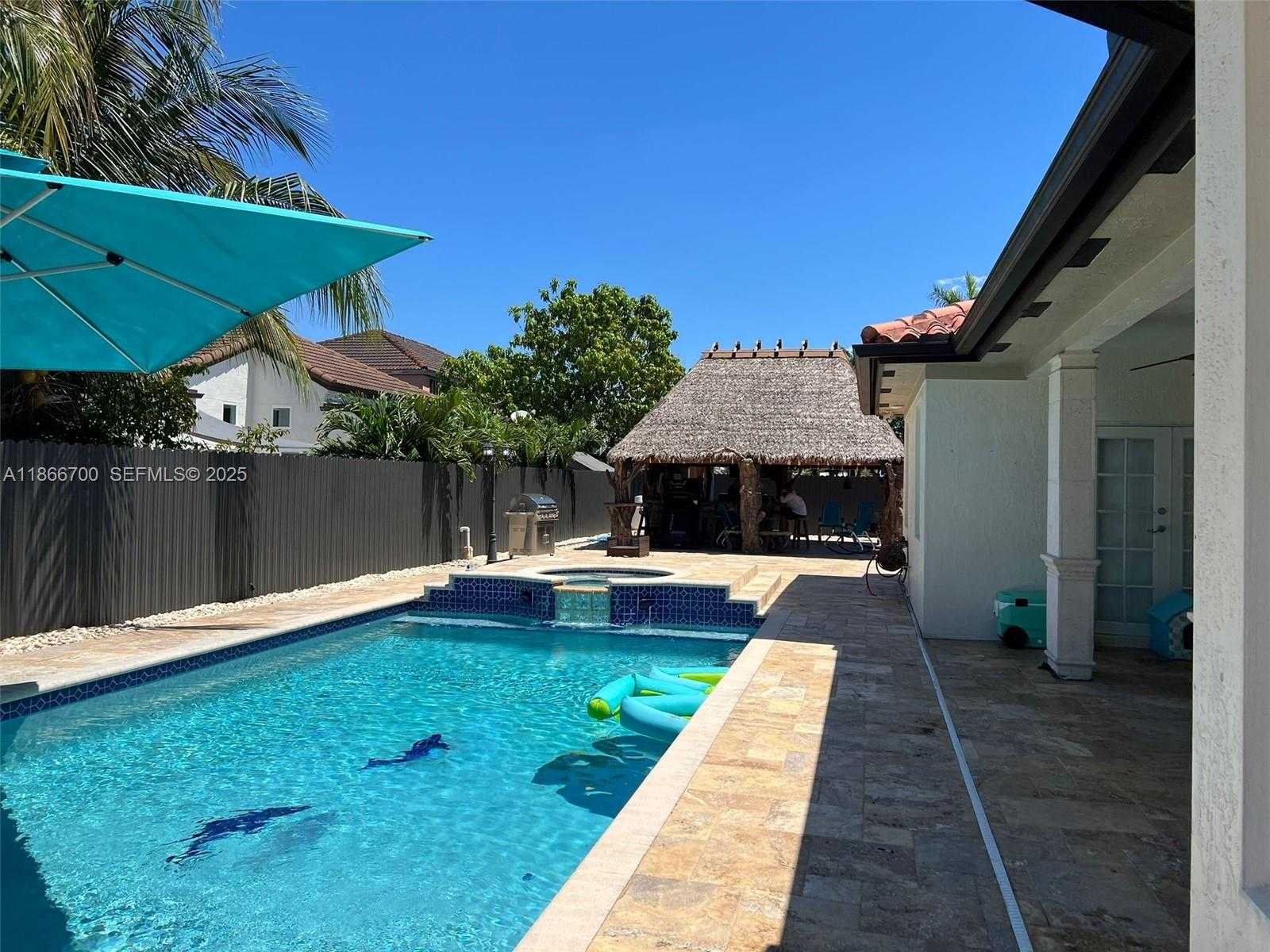 Small Image of 12365 NORTH WEST 6TH ST, Miami Number 24