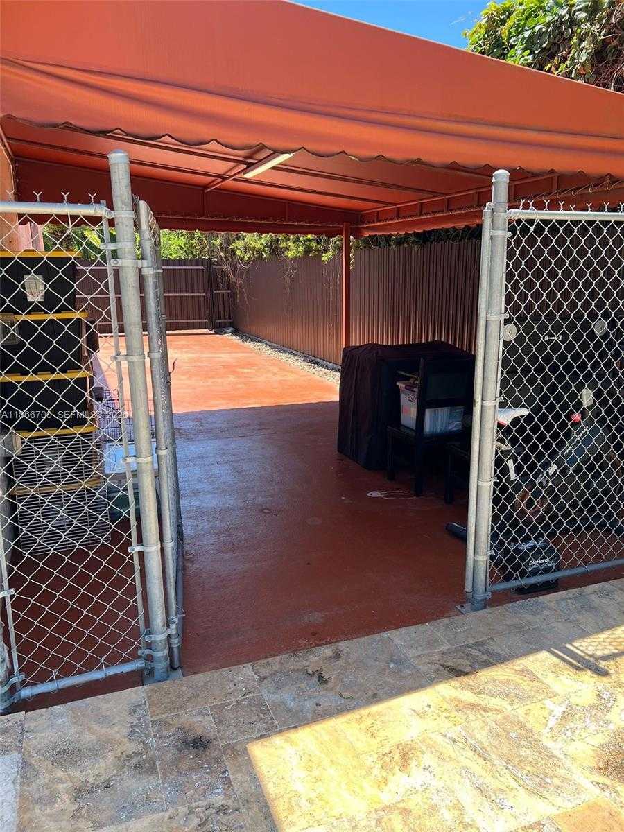 Small Image of 12365 NORTH WEST 6TH ST, Miami Number 25