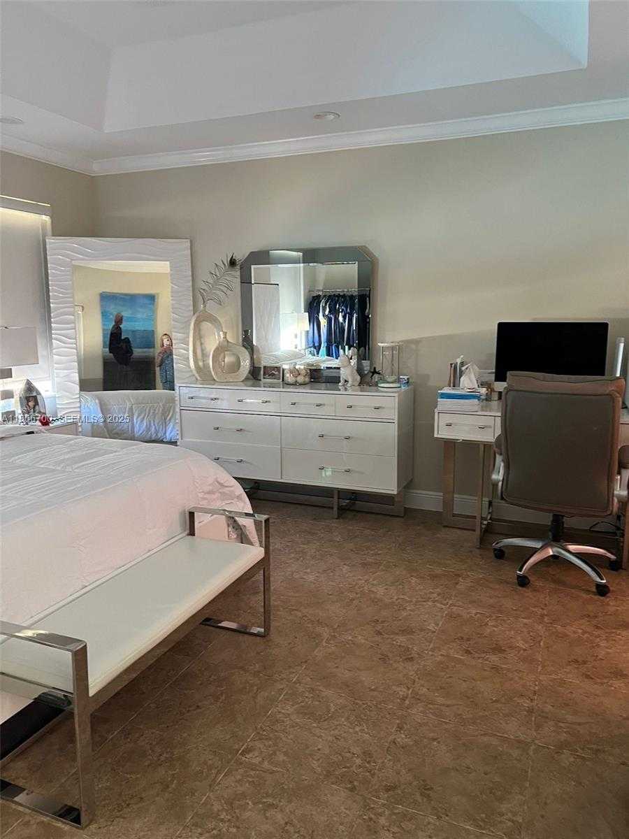 Small Image of 12365 NORTH WEST 6TH ST, Miami Number 26