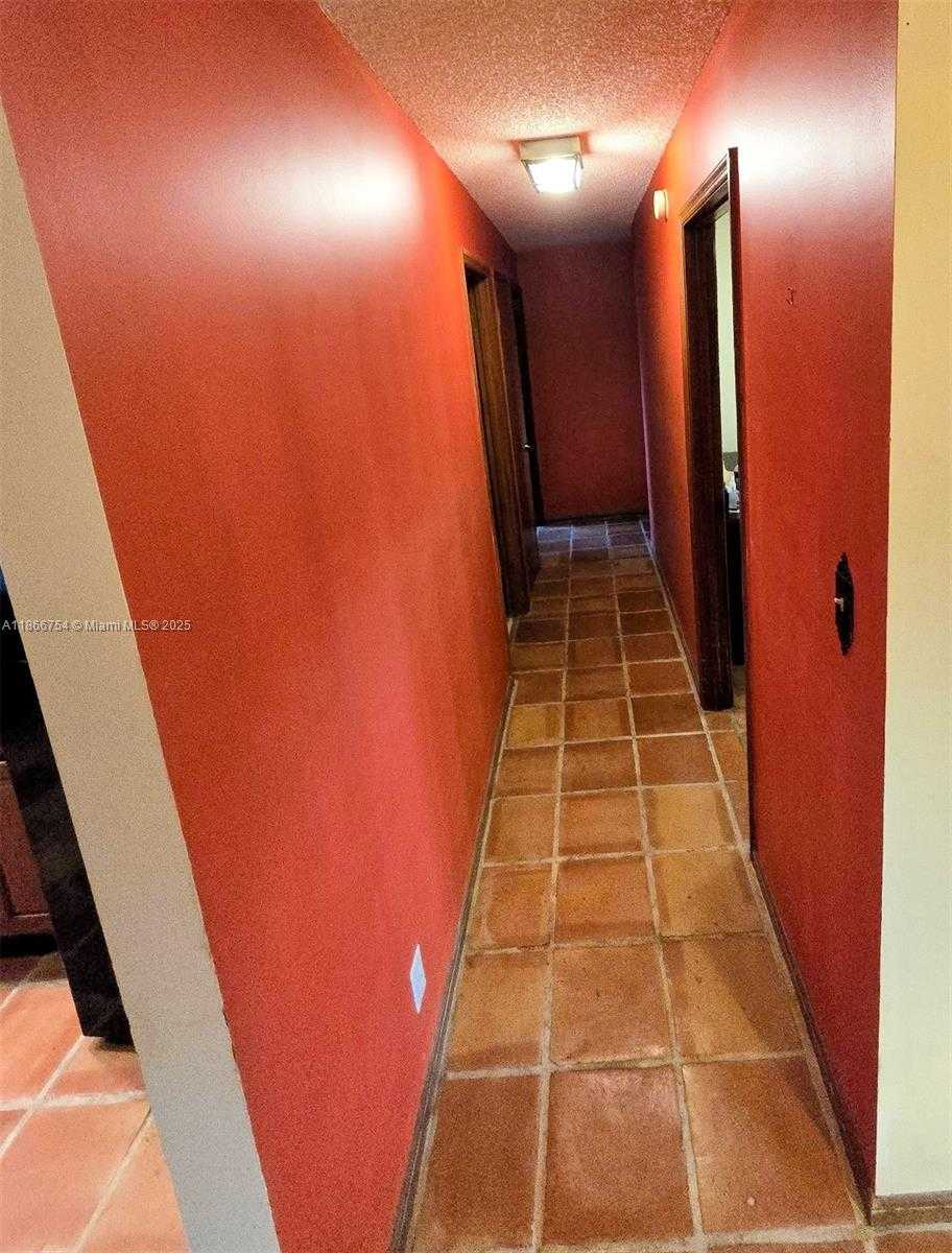 Small Image of 3753 COELEBS AVE, Boynton Beach Number 9