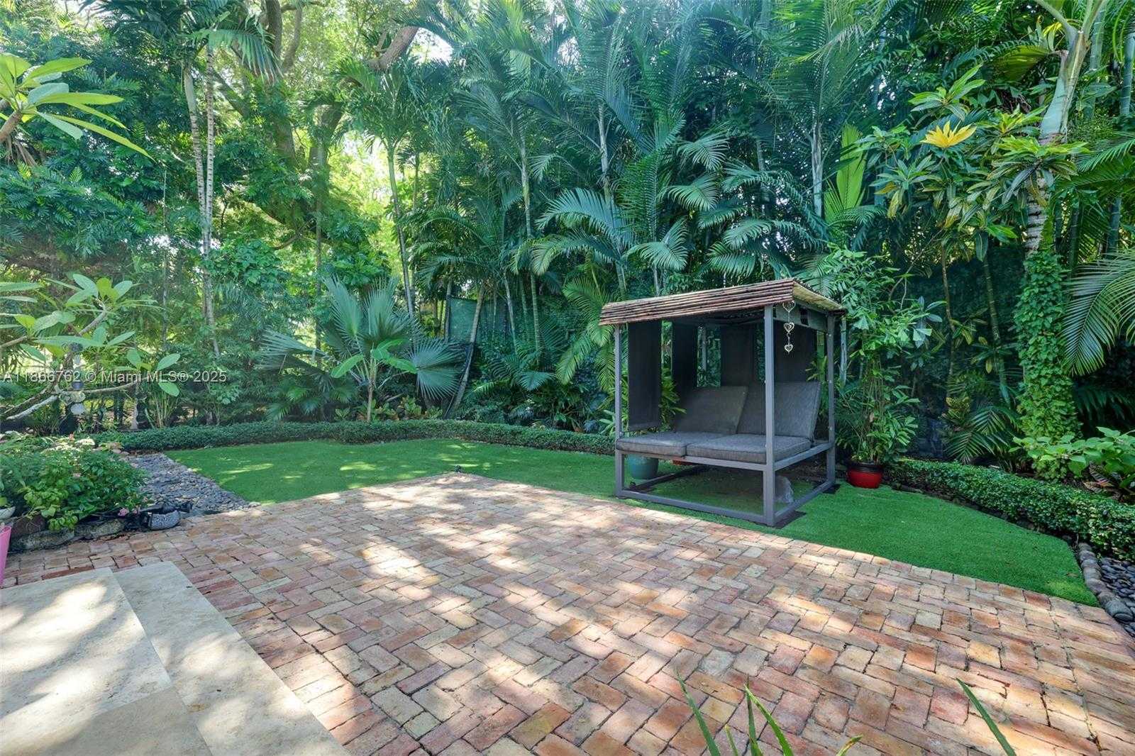 Small Image of 1426 MILAN AVE, Coral Gables Number 21