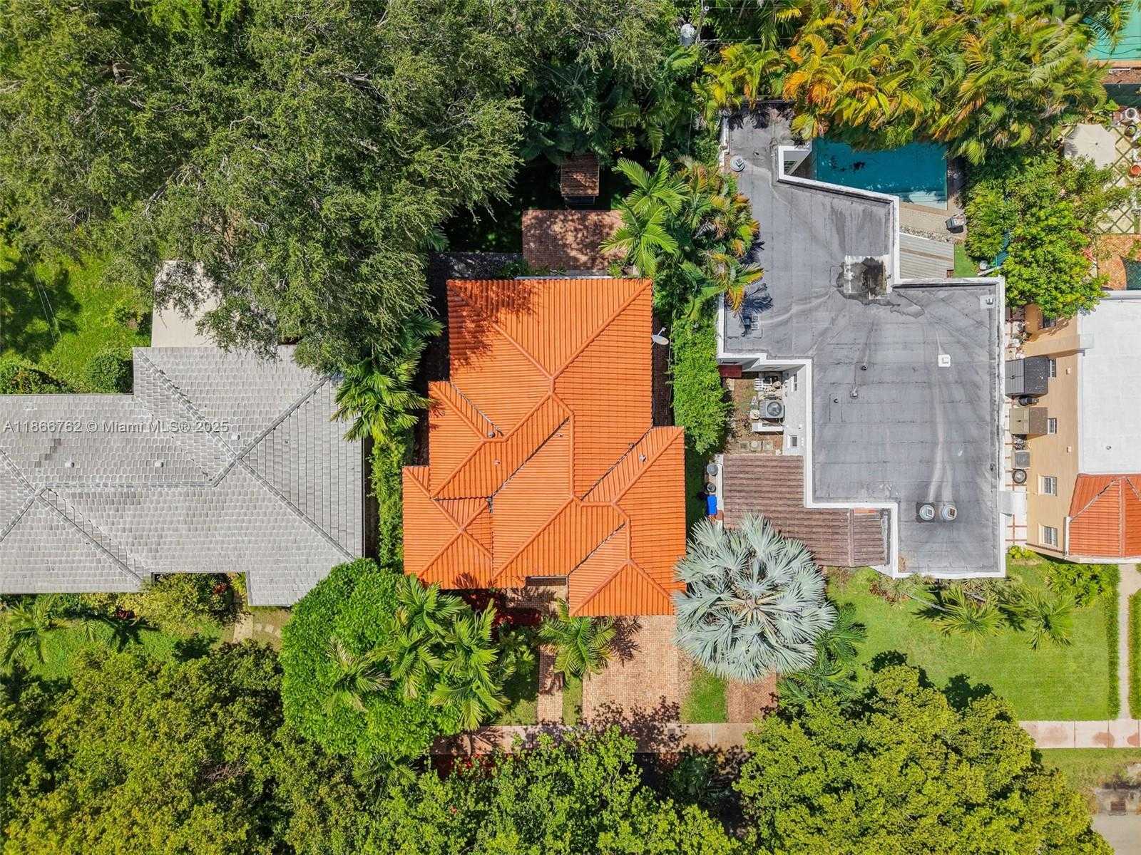 Small Image of 1426 MILAN AVE, Coral Gables Number 26