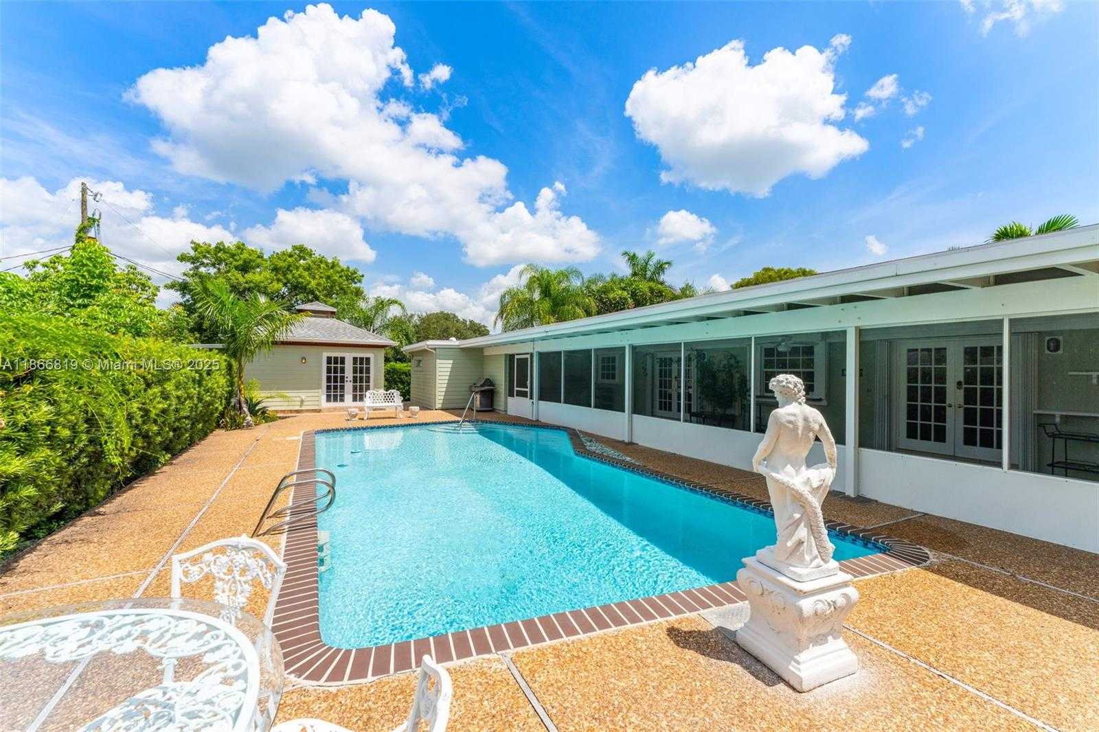 Small Image of 27520 SOUTH WEST 164TH CT, Homestead Number 24