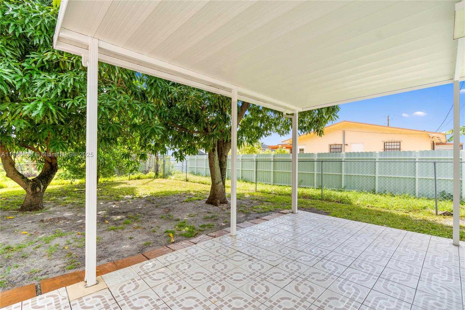 Small Image of 270 WEST 15TH ST, Hialeah Number 16