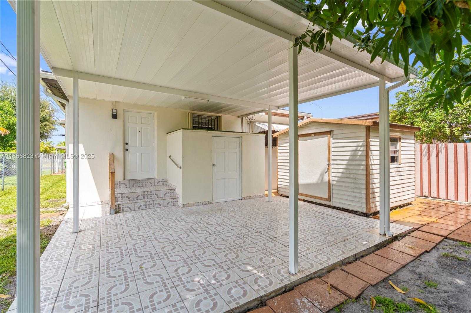 Small Image of 270 WEST 15TH ST, Hialeah Number 17