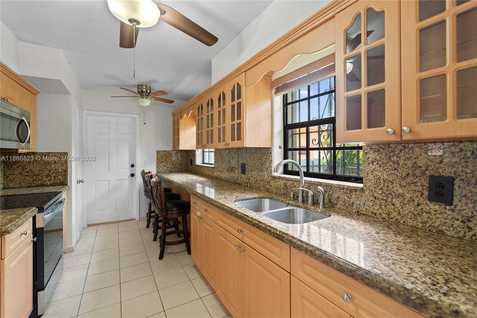 Small Image of 270 WEST 15TH ST, Hialeah Number 25