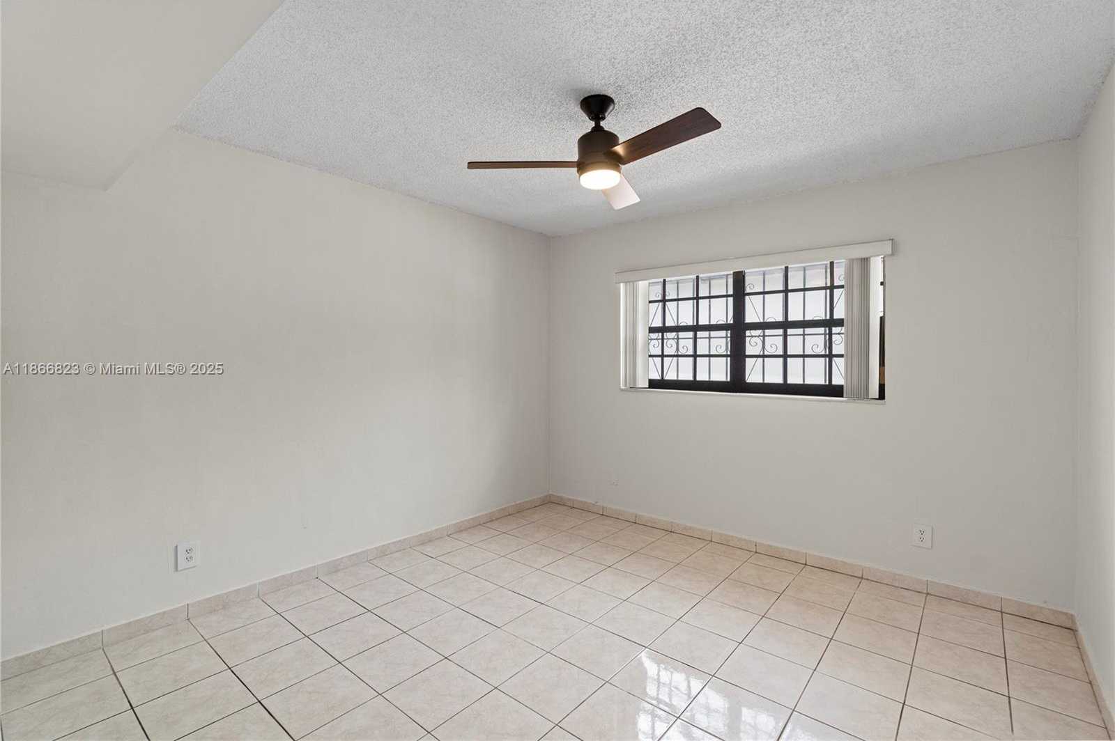 Small Image of 270 WEST 15TH ST, Hialeah Number 27