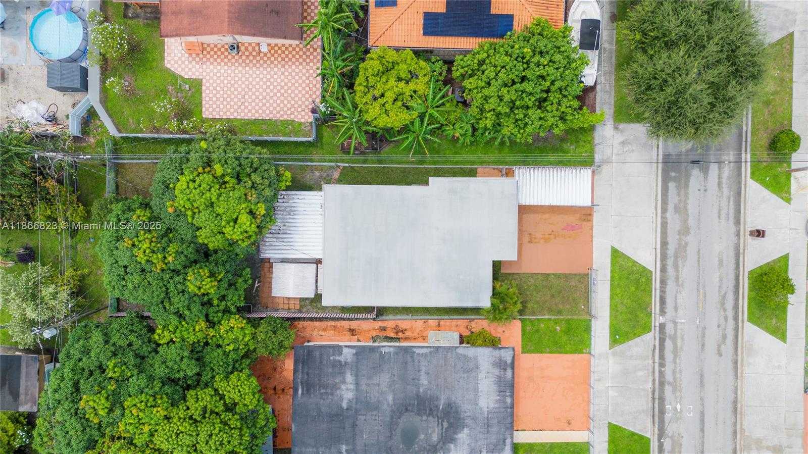 Small Image of 270 WEST 15TH ST, Hialeah Number 41