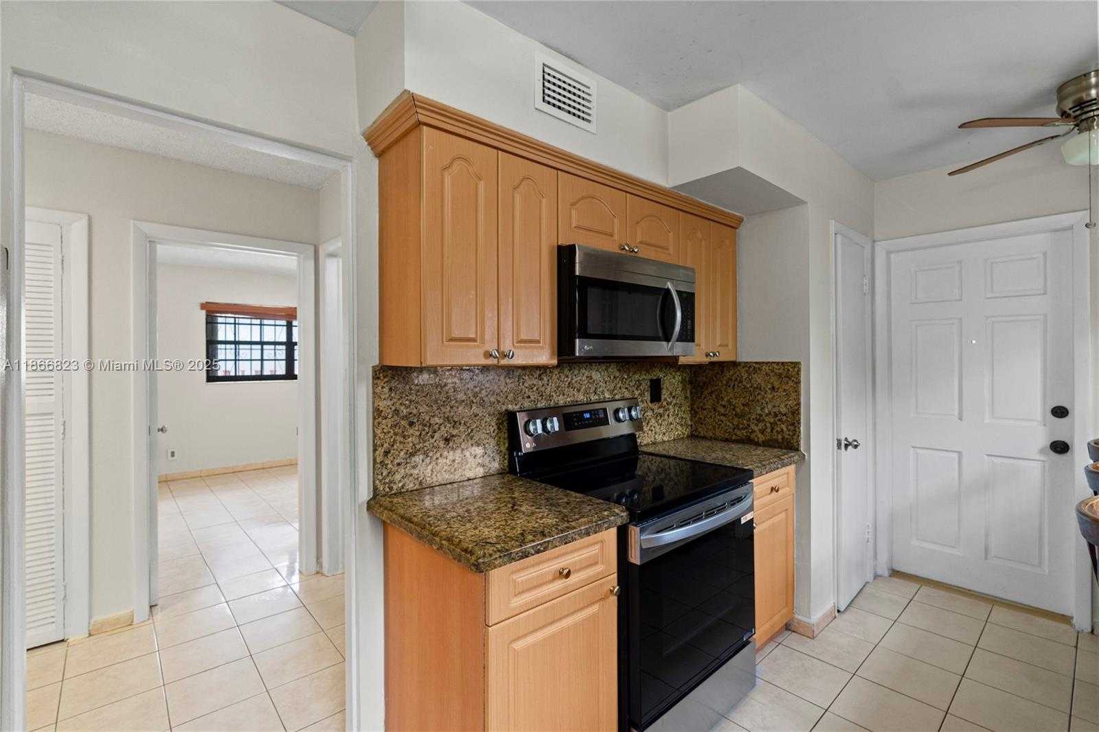 Small Image of 270 WEST 15TH ST, Hialeah Number 8