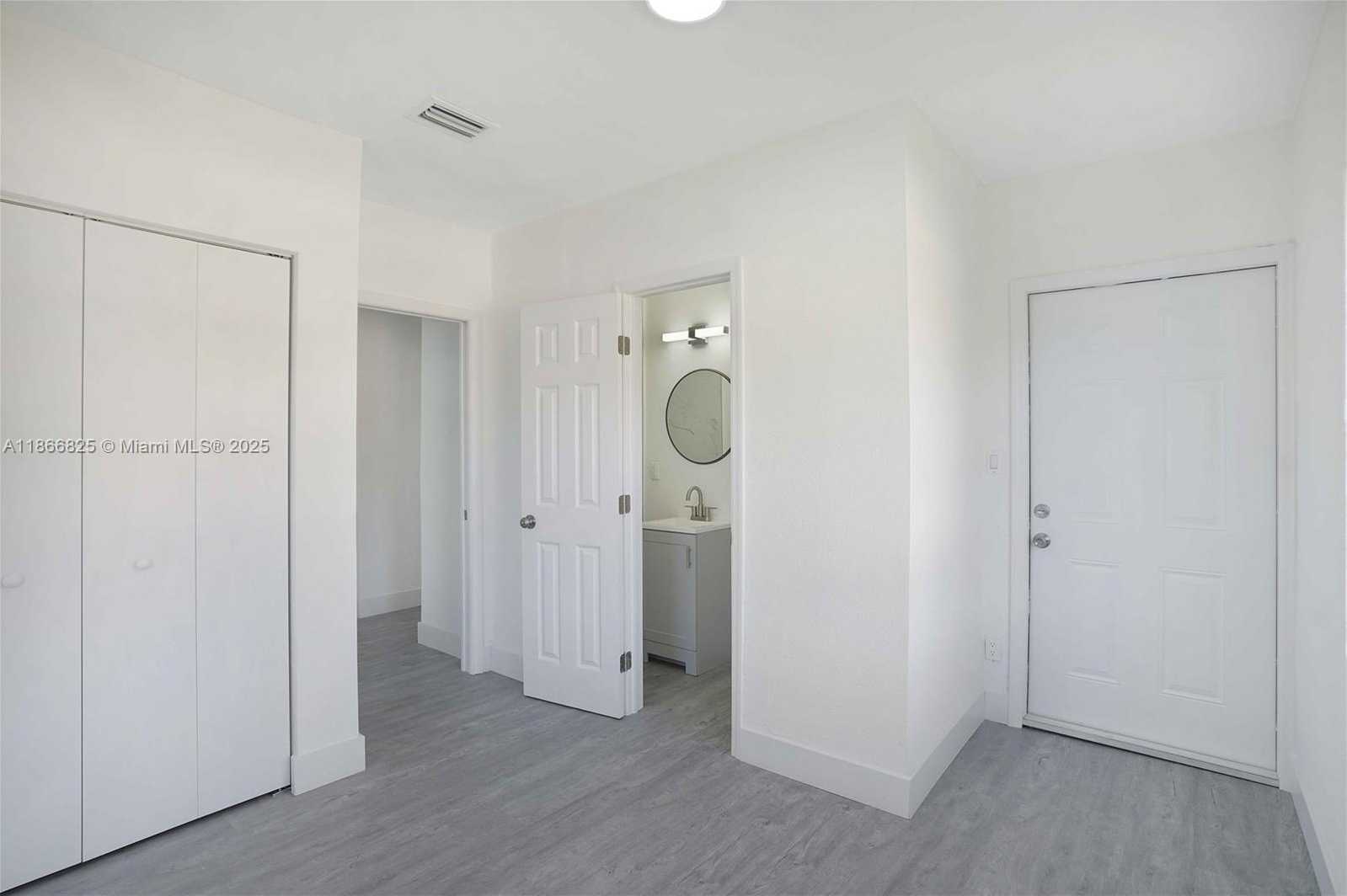 Small Image of 50 EAST 13TH ST, Hialeah Number 19