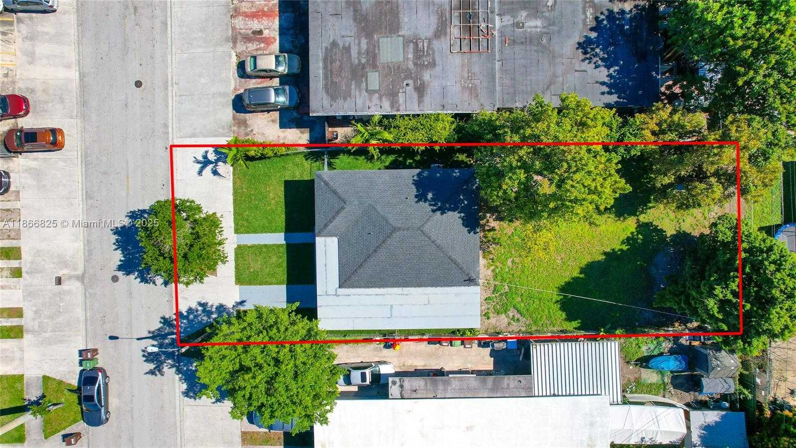 Small Image of 50 EAST 13TH ST, Hialeah Number 2