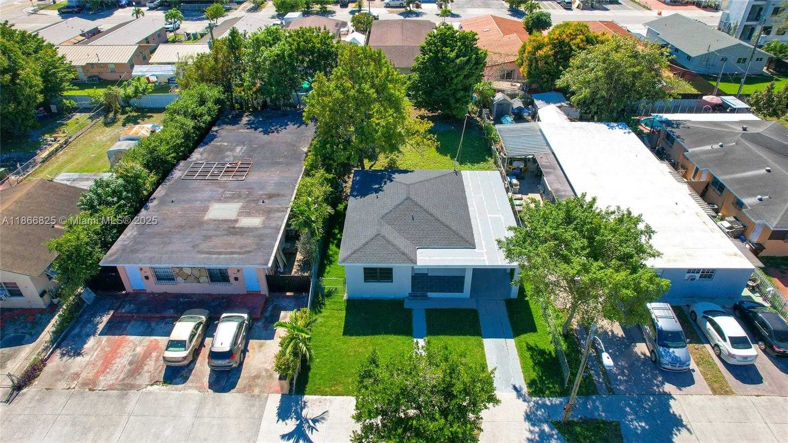 Small Image of 50 EAST 13TH ST, Hialeah Number 25