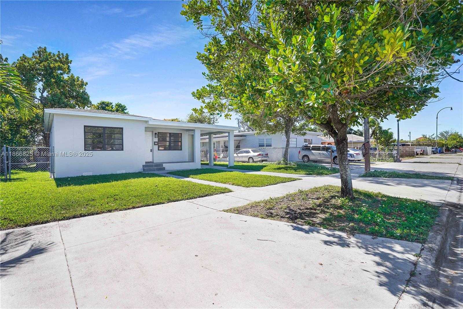 Small Image of 50 EAST 13TH ST, Hialeah Number 3