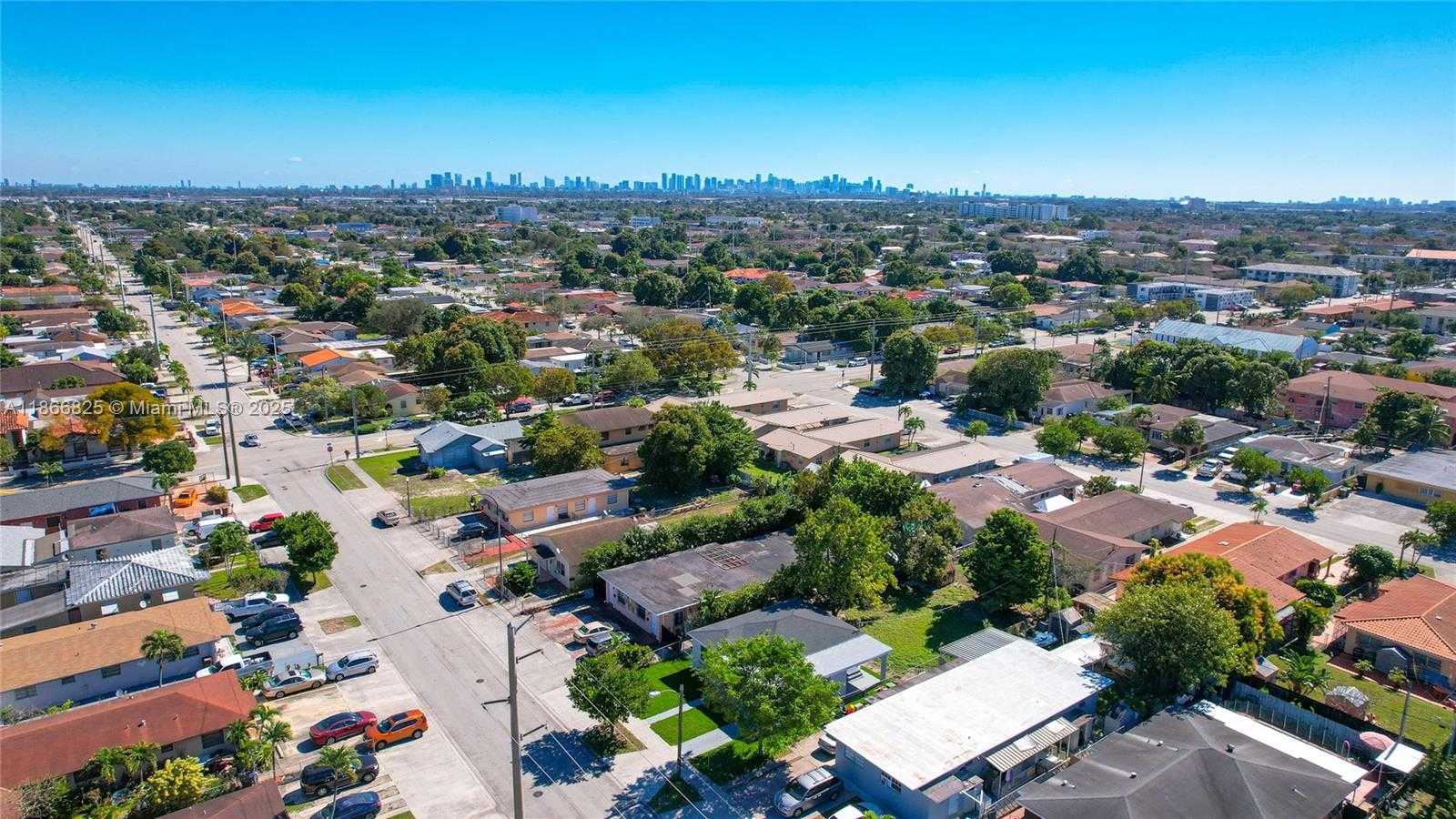 Small Image of 50 EAST 13TH ST, Hialeah Number 38