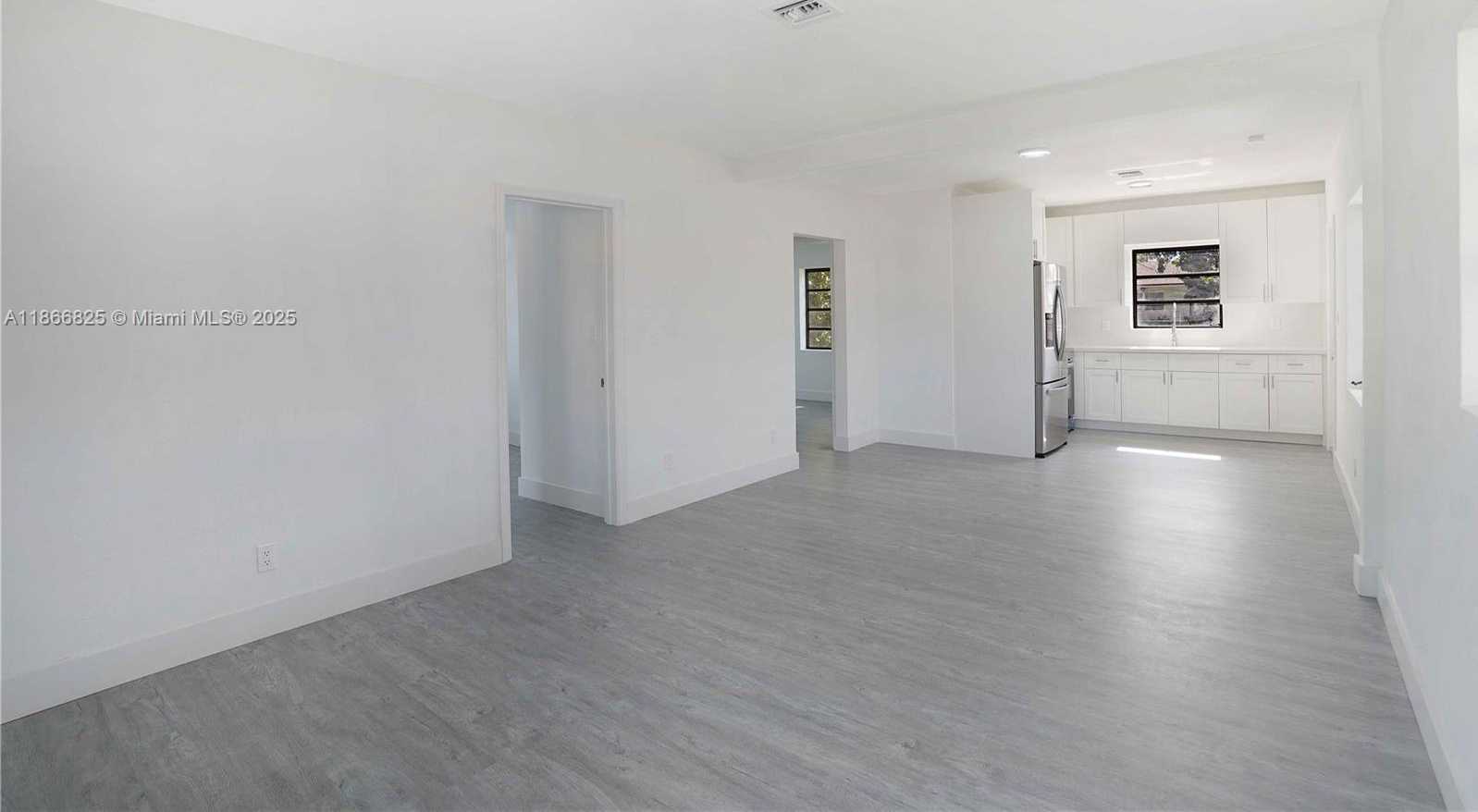 Small Image of 50 EAST 13TH ST, Hialeah Number 4