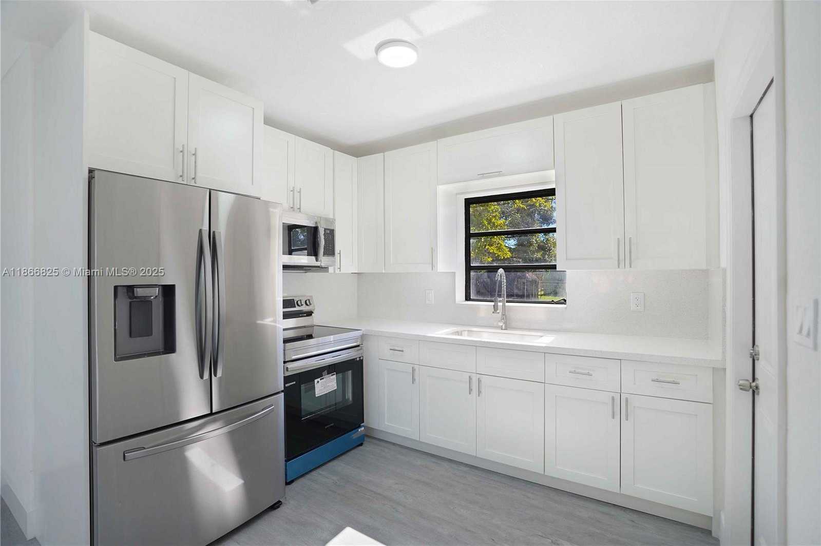 Small Image of 50 EAST 13TH ST, Hialeah Number 8