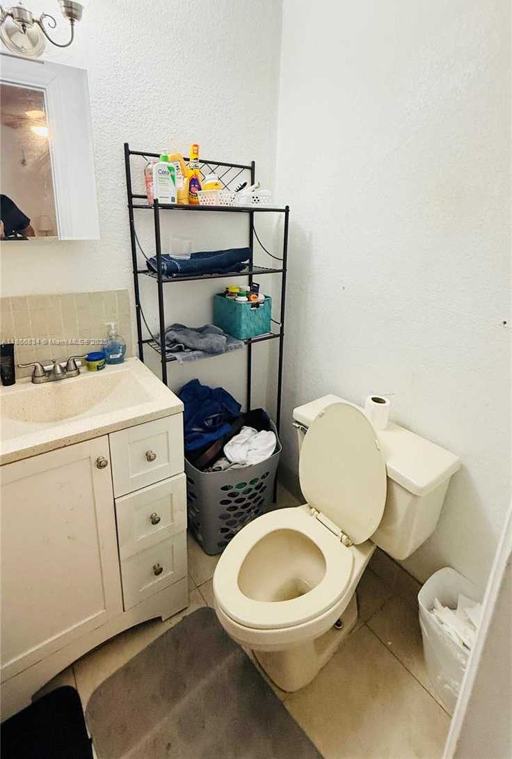 Small Image of 6360 WEST 8TH AVE, Hialeah Number 25