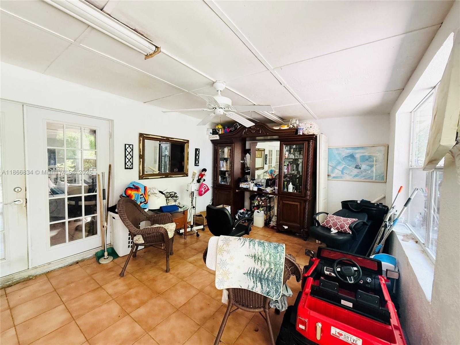 Small Image of 6360 WEST 8TH AVE, Hialeah Number 8