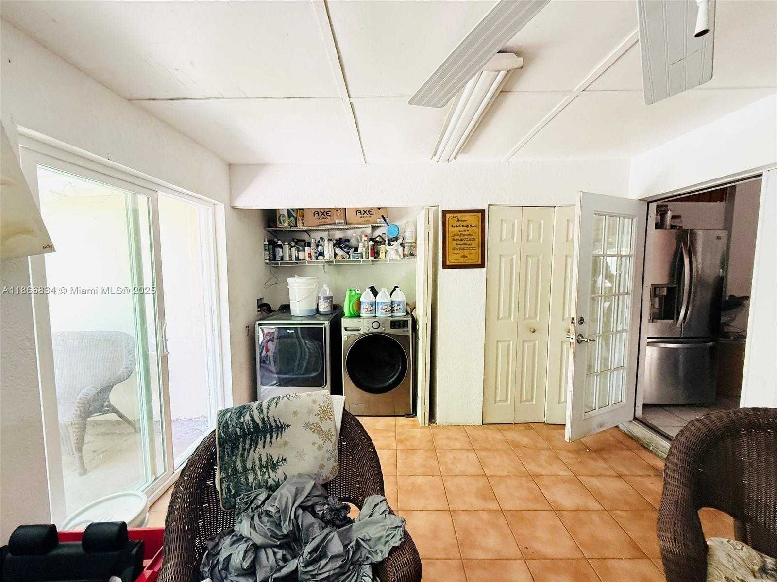 Small Image of 6360 WEST 8TH AVE, Hialeah Number 9