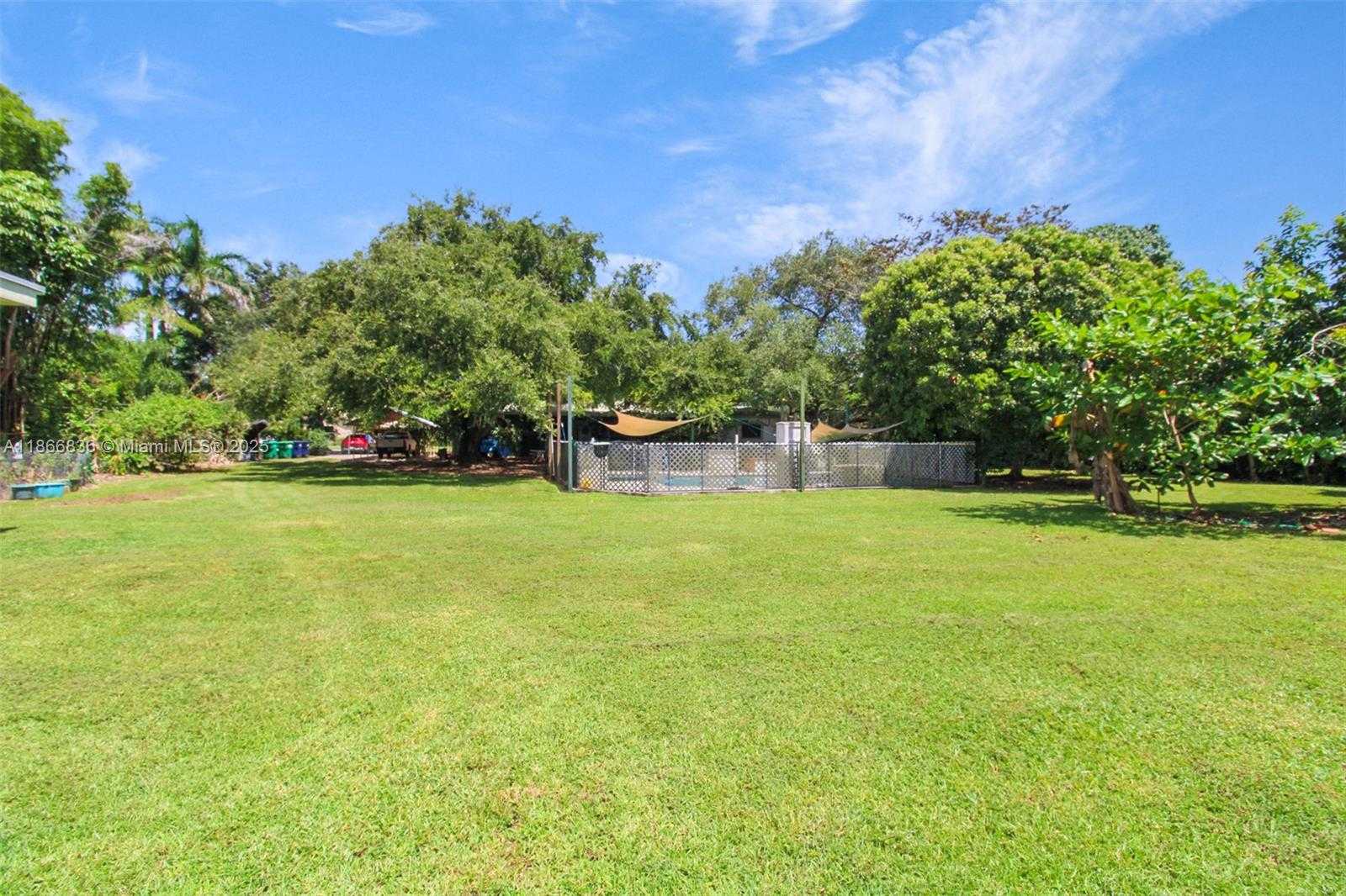 Small Image of 23500 SOUTH WEST 153RD CT, Homestead Number 30
