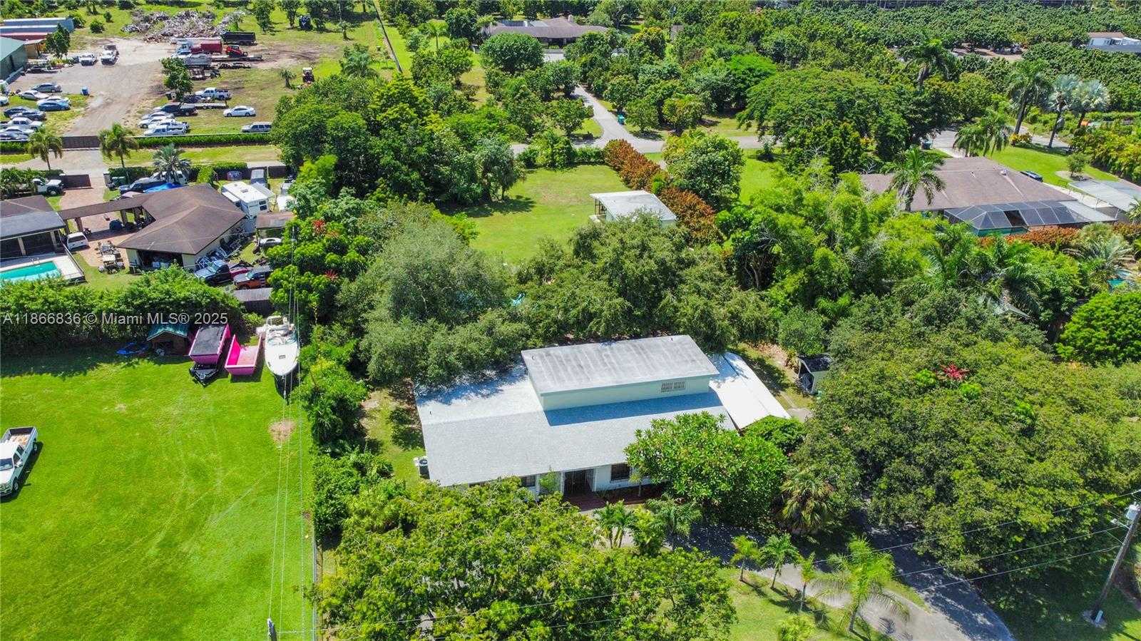 Small Image of 23500 SOUTH WEST 153RD CT, Homestead Number 39
